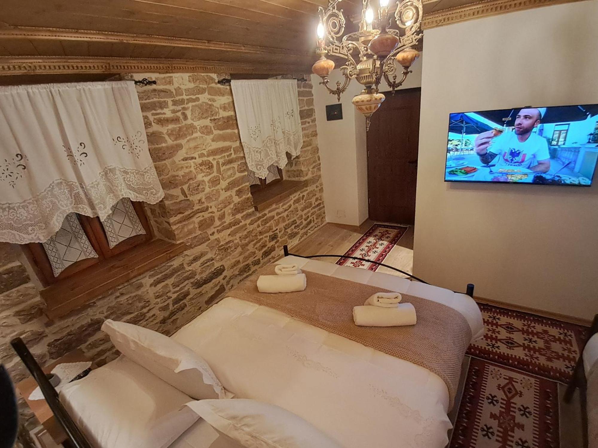Guest House Hasko Gjirokastër Camera foto